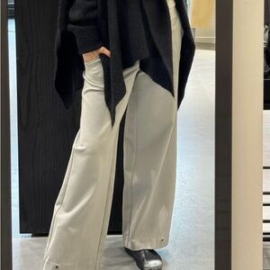 Sarah Pacini Grey pants
